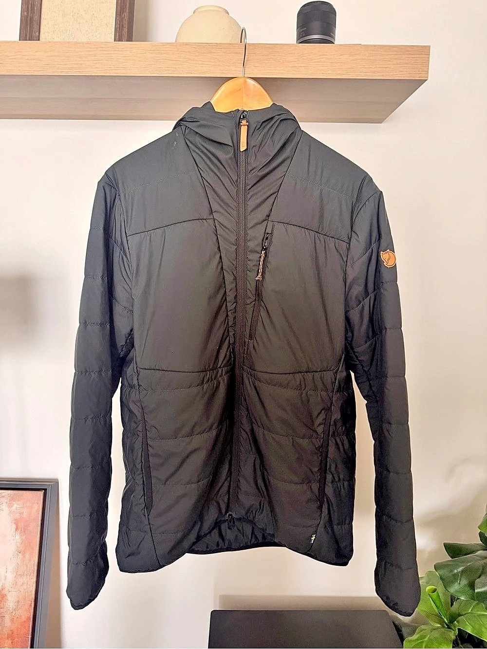 Fjallraven Keb Padded Hoodie Padded Hoodie in Black Size Medium